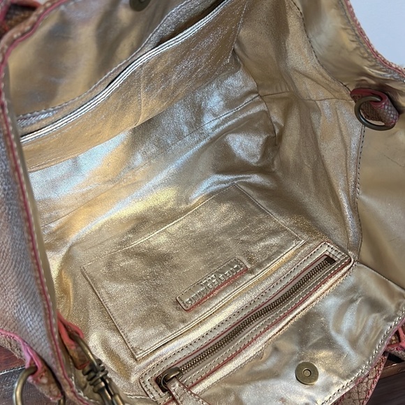 ⭐️ LIEBESKIND Handbag Purse Leather Gold Interior - Picture 9 of 14